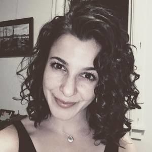 Meet your Posher, Adriana